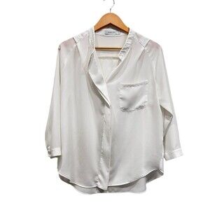 Genuine People Women Size Medium Ivory Button Blouse 3/4 Sleeve Modern